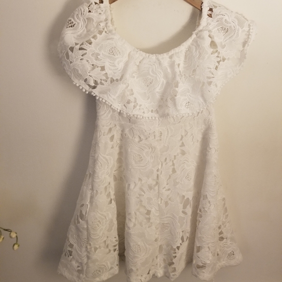 Dress - Picture 3 of 3